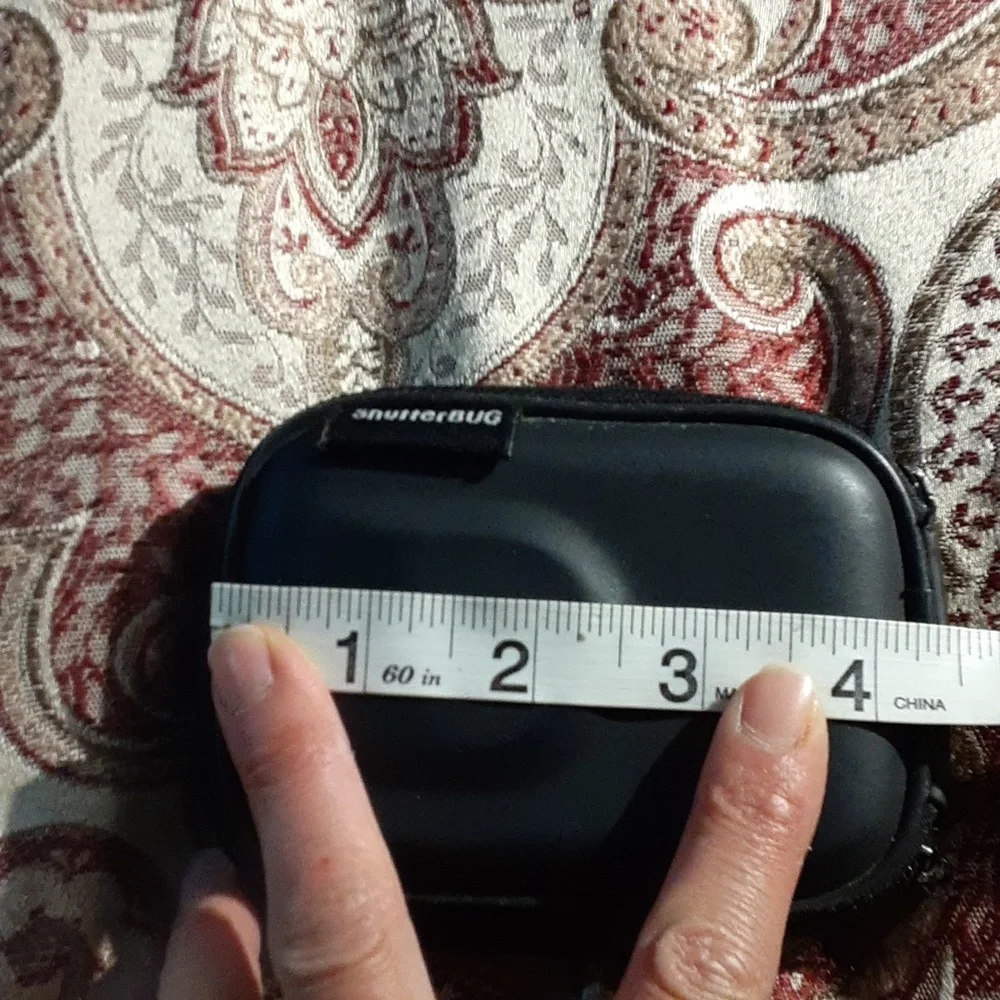 Shutterbug 📷 black camera case - Picture 5 of 15